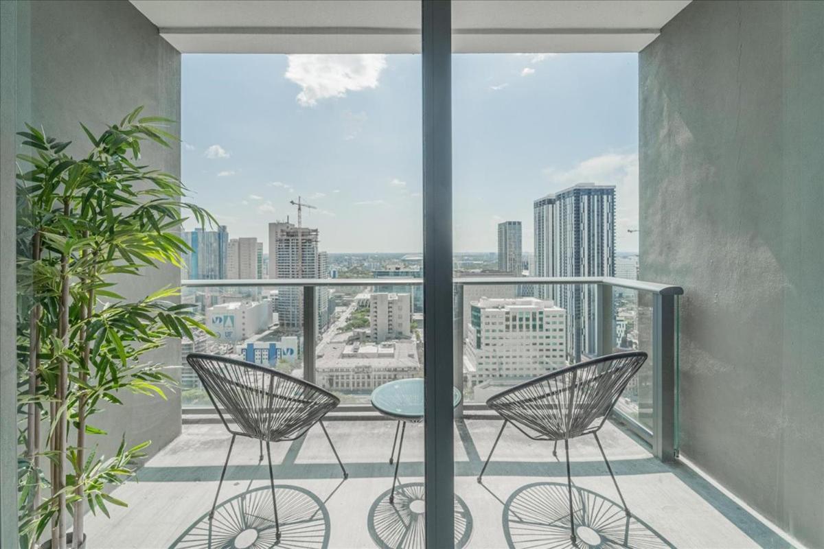 Tr Miami 2 Bedroom, 1 Bedroom, And Studio Condos With Balconies Экстерьер фото